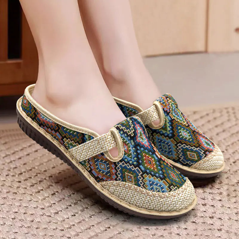 "Beijing Style Women's Soft Sole Casual Embroidered Slip-ons"